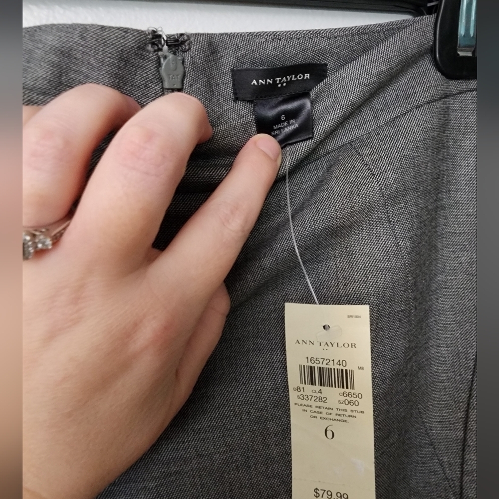 Ann Taylor Grey Skirt Size 6 - Picture 7 of 7